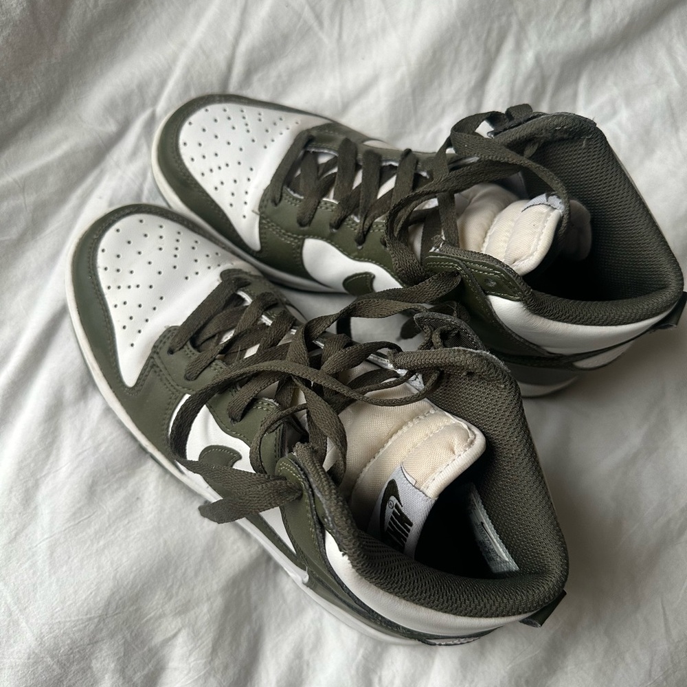 Nike High-Top Dunks Sneakers in Green and White